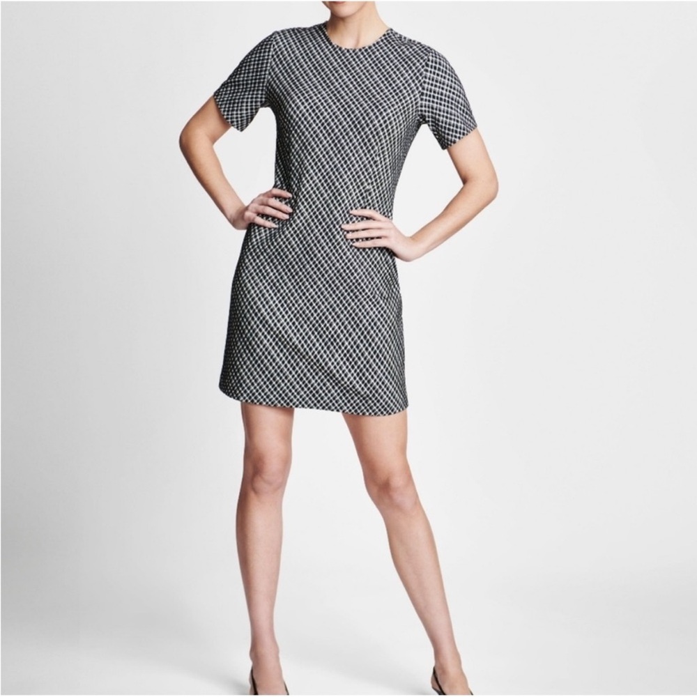 SPANX Black White Jacquard Ponte Shift Dress NWT Size M